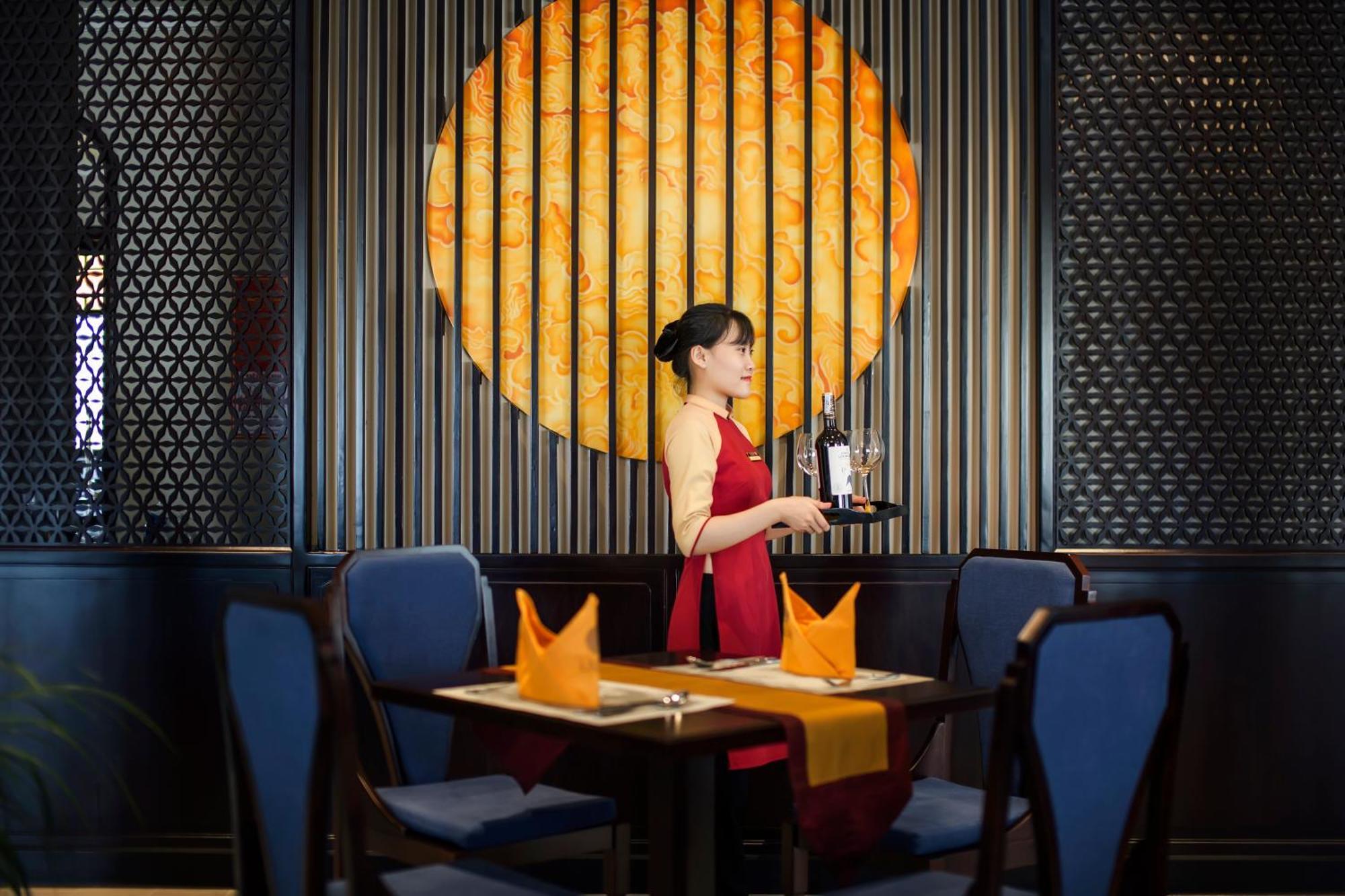 Laluna Hoi An Riverside Hotel & Spa Экстерьер фото