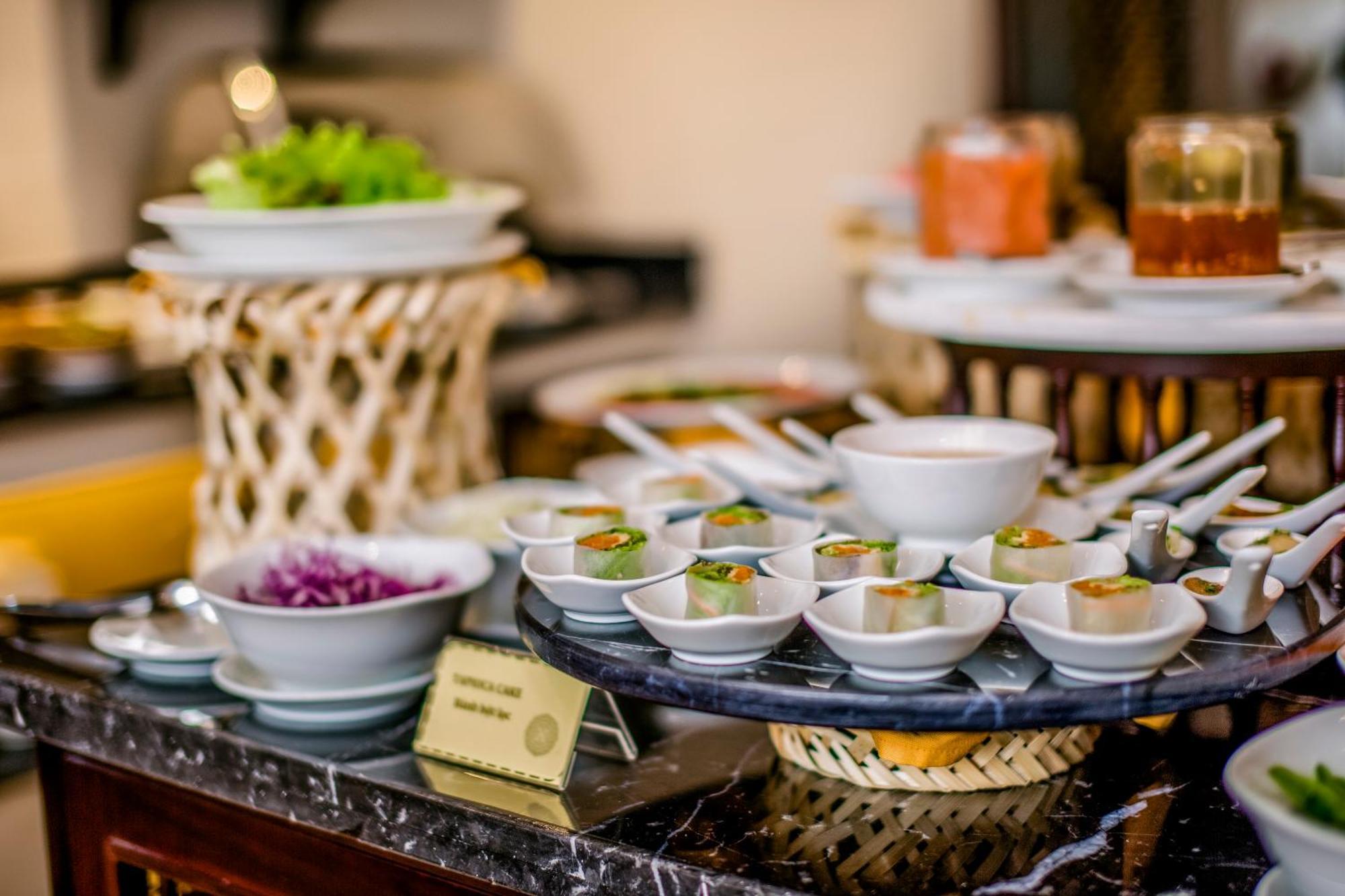 Laluna Hoi An Riverside Hotel & Spa Экстерьер фото