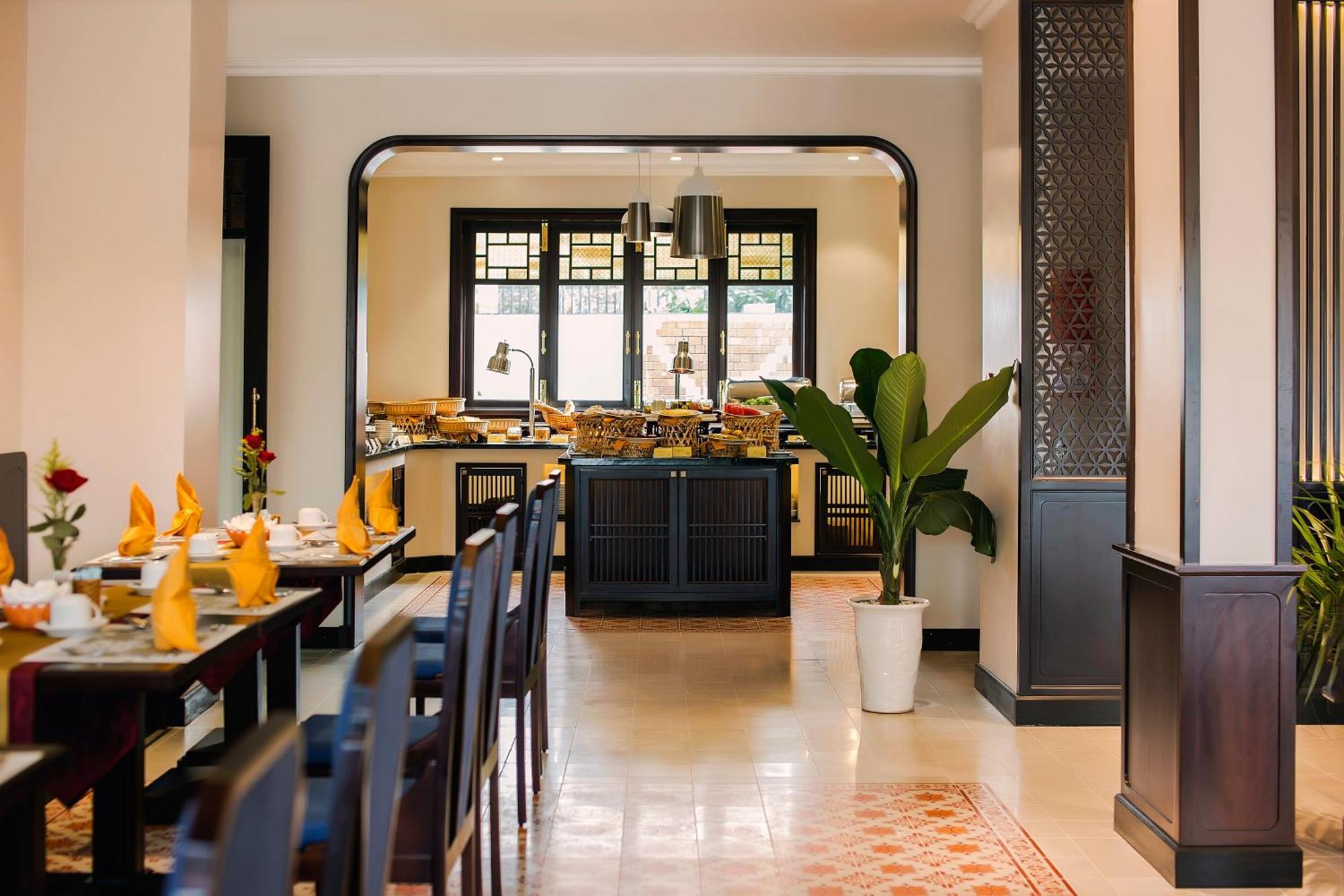 Laluna Hoi An Riverside Hotel & Spa Экстерьер фото